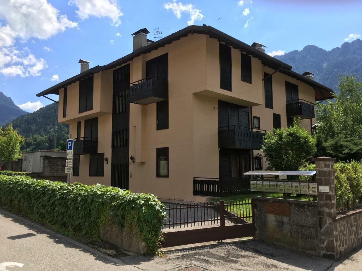 Apartament La Finestra Sulle Dolomiti - The Window To The Dolomites Fiera Di Primiero Zewnętrze zdjęcie